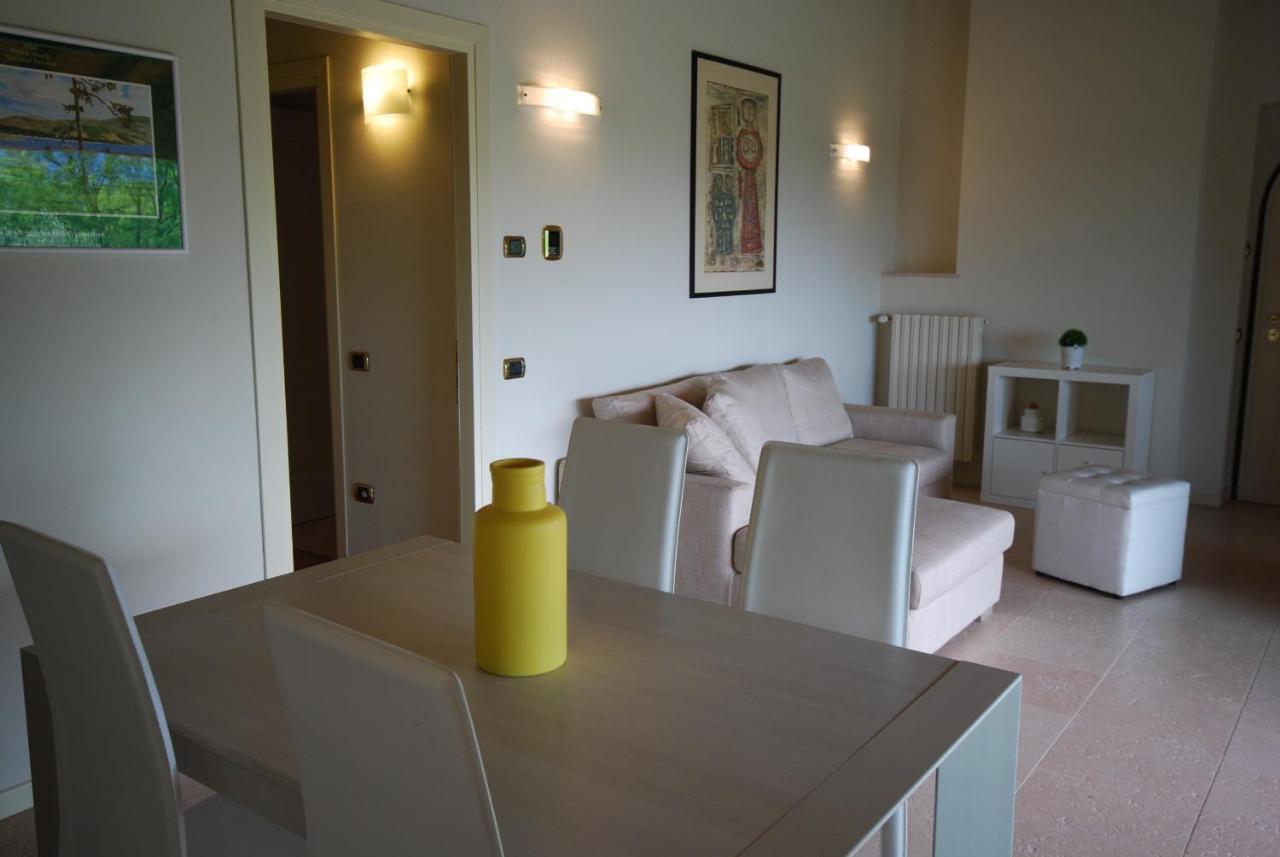 Appartamento Eagle - Theater Home Toscolano Maderno Bagian luar foto